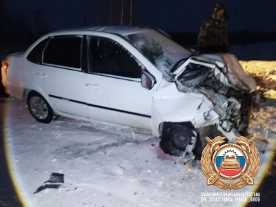 В Башкирии на трассе столкнулись автомобили с детьми